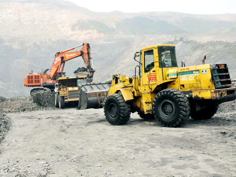 Công ty thực hiện hạ đường vận chuyển ở mức +70, mỏ Đông Đá Mài.