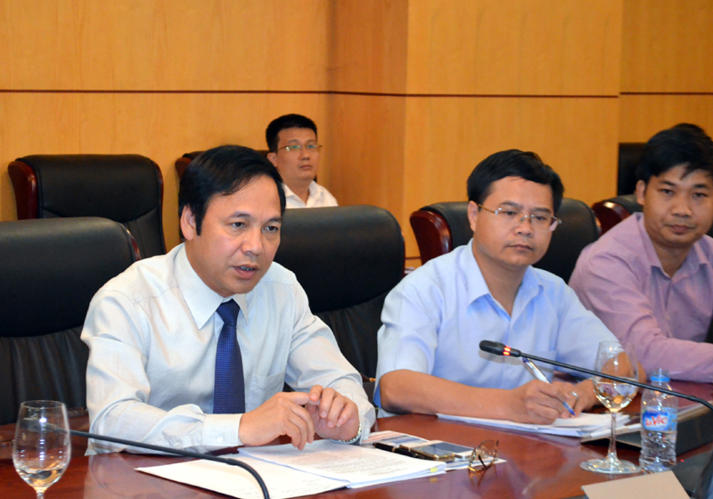 Phó Chủ tịch Thường trực UBND tỉnh Đặng Huy Hậu phát biểu tại buổi làm việc.