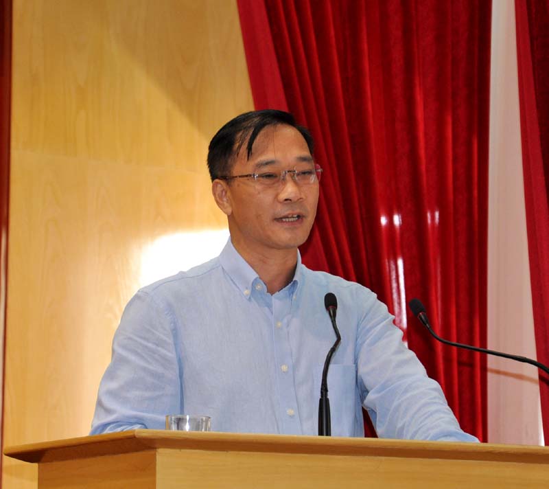 Đồng chí Vũ Hồng Thanh, Phó Bí thư Tỉnh ủy phát biểu chỉ đạo hội nghị.