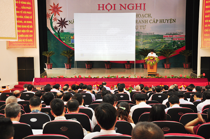 Hội nghị nghe công bố các quy hoạch chiến lược của huyện Bình Liêu.