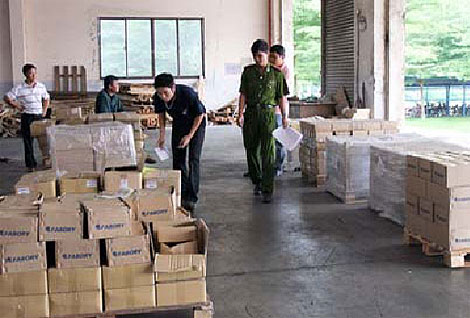 Tang vật của một số vụ trộm hàng hóa từ container.