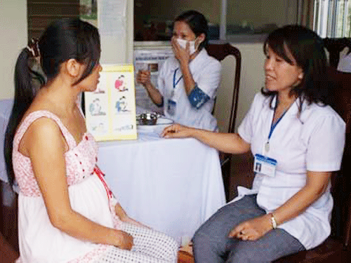 Tư vấn dùng thuốc cho phụ nữ mang thai.