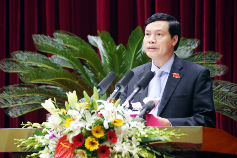 Đồng chí Nguyễn Đức Long, Phó Bí thư Tỉnh ủy, Chủ tịch UBND tỉnh phát biểu tại kỳ họp.