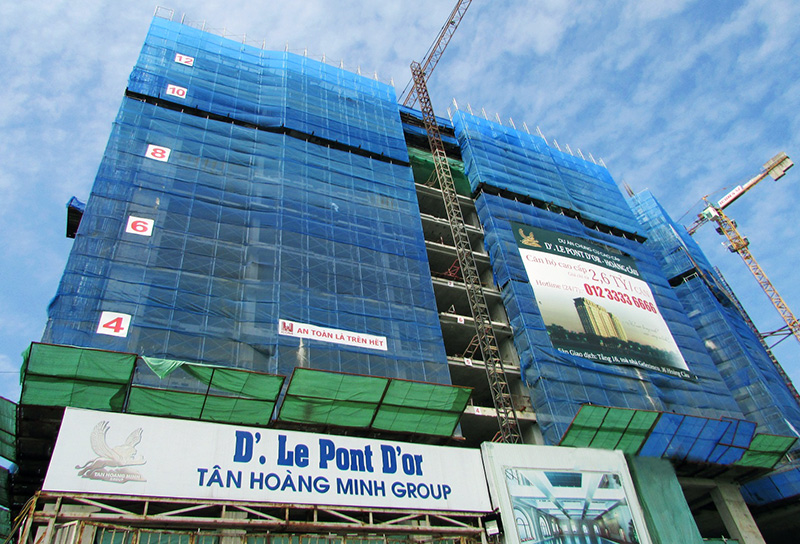 Mặt ngoài của dự án D’.Le Pont D’or- Hoàng Cầu