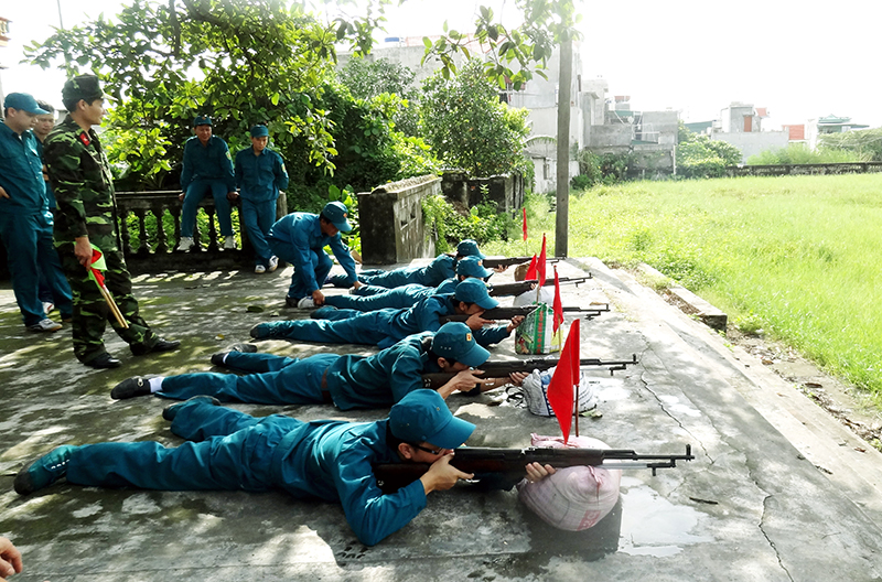 Ban CHQS TP Uông Bí thường xuyên huấn luyện sẵn sàng chiến đấu cho lực lượng DQTV trên địa bàn.