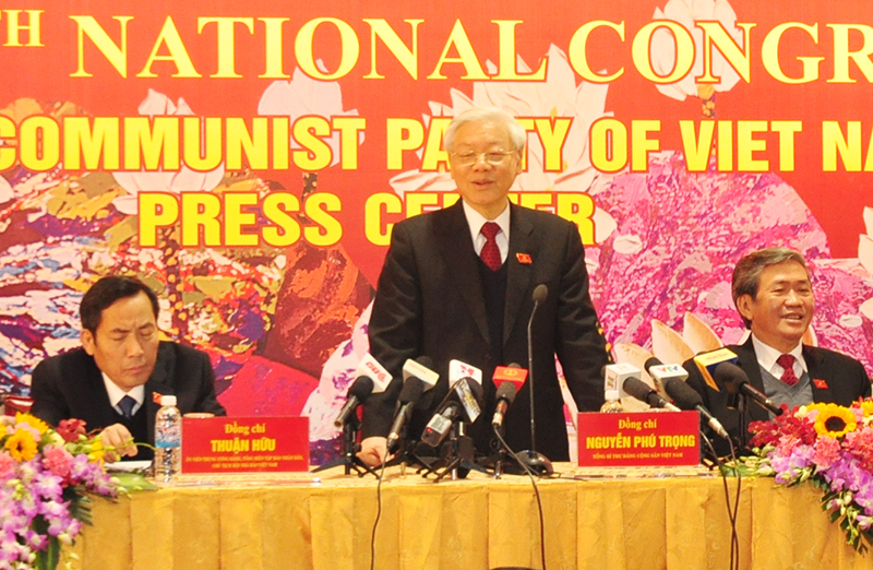 Tổng Bí thư Nguyễn Phú Trọng rất cởi mở khi trả lời các câu hỏi của phóng viên.