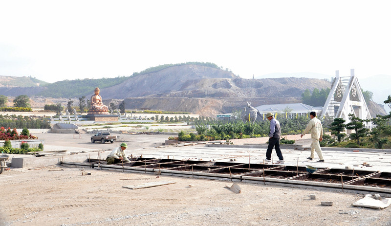 Dự án Công viên nghĩa trang An Lạc tại huyện Hoành Bồ của Công ty CP Tập đoàn INDEVCO đang được đẩy nhanh tiến độ.