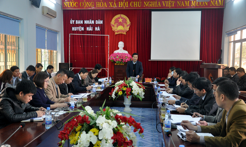 Đồng chí Phó Chủ tịch UBND tỉnh kết luận tại buổi làm việc với huyện Hải Hà, chủ đầu tư và các ngành liên quan