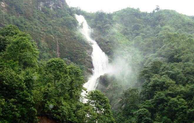 Thac Bac (Silver Waterfall) in Sapa