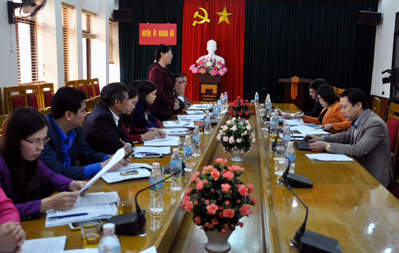 Quang cảnh buổi làm việc
