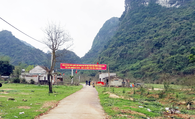 Bản Sen hướng về ngày hội lớn