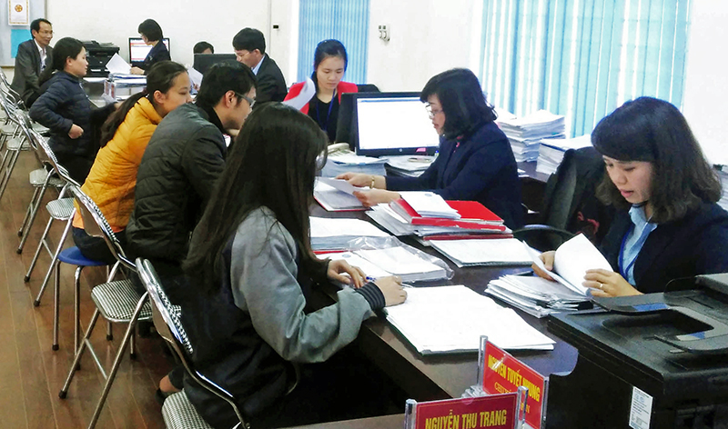 Trung tâm Hành chính công TP Uông Bí đáp ứng tốt nhu cầu giải quyết thủ tục hành chính của người dân và doanh nghiệp.