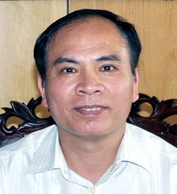 Đồng chí Trần Văn Lâm, Bí thư Thành uỷ Uông Bí, trả lời phỏng vấn Báo Quảng Ninh.