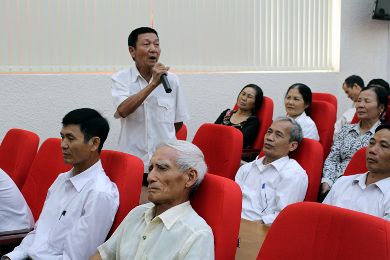 Cử tri thị xã Đông Triều bày tỏ niềm phấn khởi, tin tưởng vào chương trình hành động của các ứng cử viên