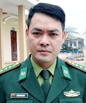 Đại úy Trần Hồng Quân.