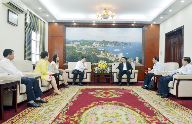 Quang cảnh buổi tiếp xã giao Đại sứ đặc mệnh toàn quyền Mông Cổ tại Việt Nam