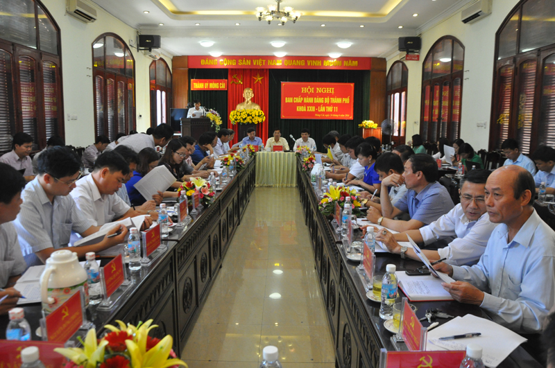 Quang cảnh kỳ họp thứ 11-BCH Đảng bộ thành phố Móng Cái khóa XXIII