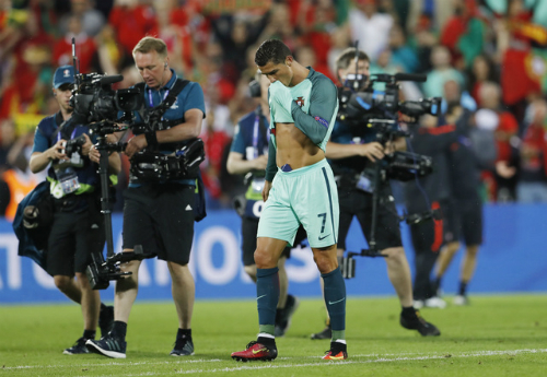 Nếu ghi bàn vào lưới Ba Lan, Ronaldo sẽ lập kỷ lục về số bàn thắng tại các vòng chung kết Euro. Ảnh: Reuters