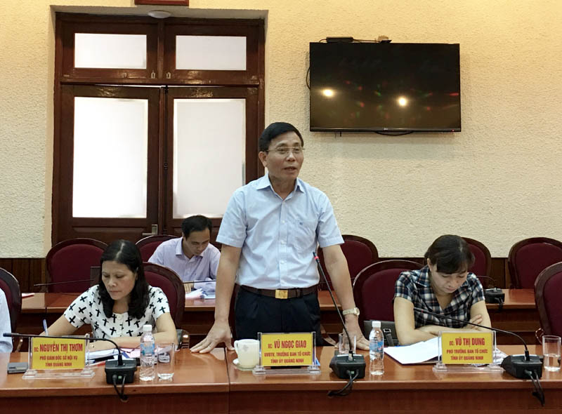Đồng chí Vũ Ngọc Giao, Trưởng Ban Tổ chức Tỉnh ủy Quảng Ninh phát biểu tại buổi làm việc