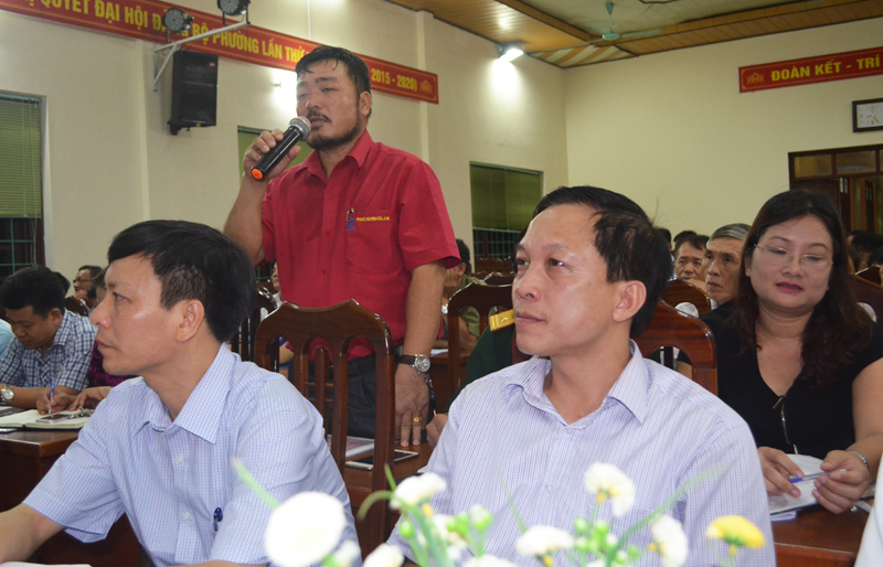 Ông Đoàn Thế Xuyeem Chủ tịch Hội Văn hóa doanh nhân TPO Uông Bí, Giám đốc Công ty TNHH Phúc Xuyên ủng hộ quyết tâm xây dựng đền thờ doanh nhân Bạch Thái Bưởi của TP Uông Bí