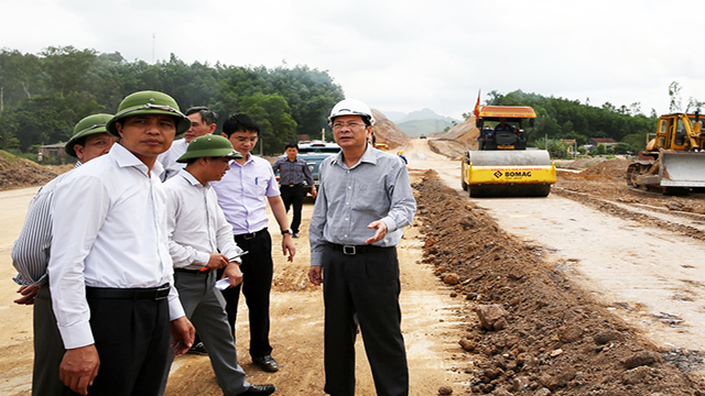 Bí thư Tỉnh ủy kiểm tra tiến độ thi công cao tốc Hạ Long - Vân Đồn