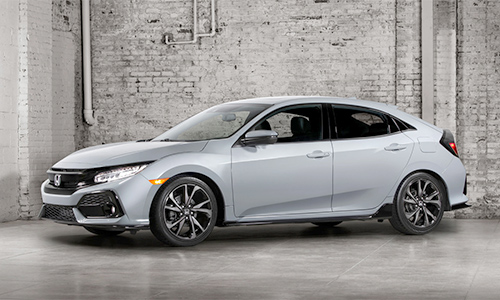 Honda giới thiệu Civic 2017 phiên bản 5 cửa cho thị trường Mỹ.