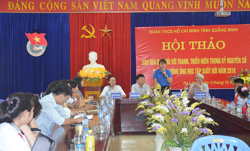Đồng chí Vũ Thị Diệu Linh, Phó Bí thư Thường trực Tỉnh Đoàn phát biểu  tại hội thảo.