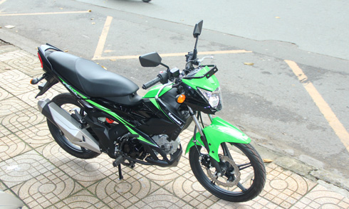 Kawasaki Athlete Pro bản nhập tư nhân đầu tiên về Việt Nam.