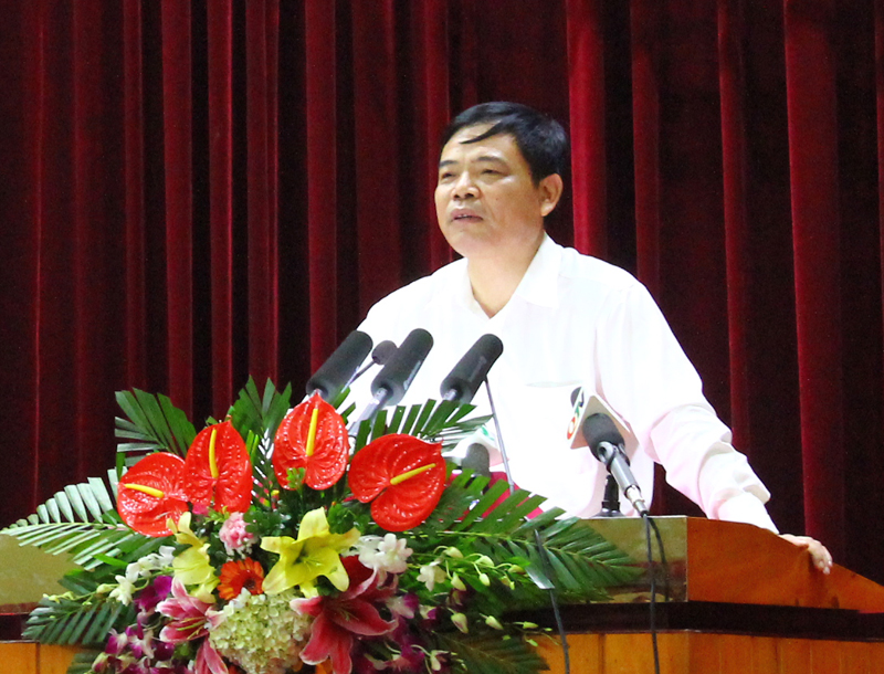 Đồng chí Nguyễn Xuân Cường, Ủy viên Trung ương Đảng, Bộ trưởng Bộ NN&PTNT phát biểu chỉ đạo tại hội nghi