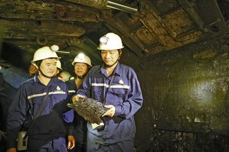 Sản phẩm than tại lò cơ giới 600 nghìn tấn/năm