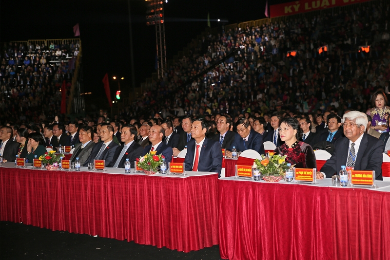 Các đại biểu Trung ương, tỉnh, Tập đoàn Công nghiệp Than- Khoáng sản Việt Nam, Tổng Công ty Đông Bắc tham dự Lễ Kỷ niệm