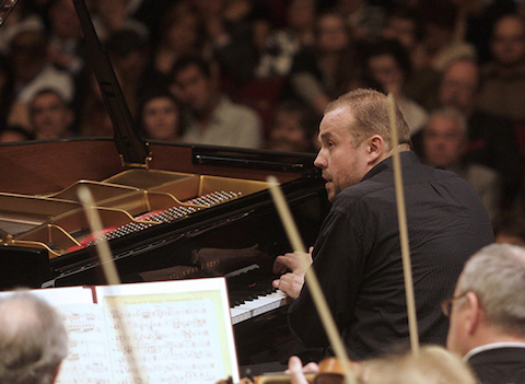 Nghệ sĩ dương cầm người Ba Lan, Maciej Grzybowski