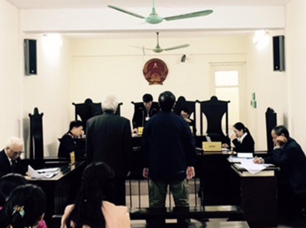 Phiên tòa xét xử bị cáo Phạm Ngọc Ngoạn và Đỗ Tất Ngọc (ảnh: vietnamnet.vn)