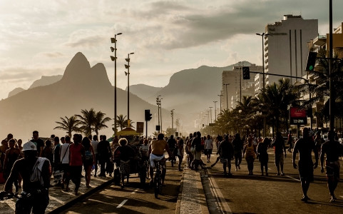 Người dân Brazil cảm nhận rõ cuộc khủng hoảng chính trị-kinh tế trầm trọng tại quốc gia Nam Mỹ này. Ảnh: Reuters