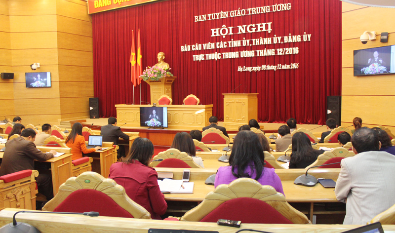 Quang cảnh hội nghị trực tuyến tại điểm cầu Quảng Ninh.