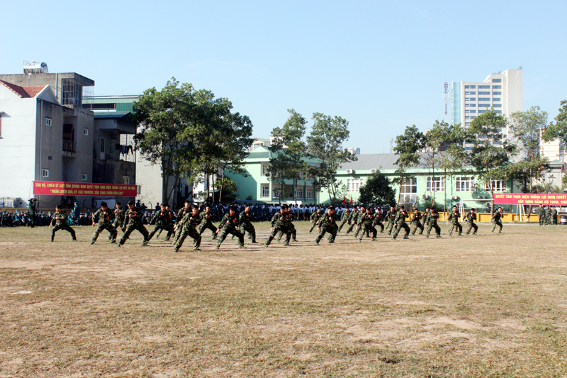 Đại đội Trinh sát, Bộ CHQS tỉnh huấn luyện vũ thuật, nâng cao khả năng sẵn sàng chiến đấu.  (Ảnh do Bộ CHQS tỉnh Quảng Ninh cung cấp)
