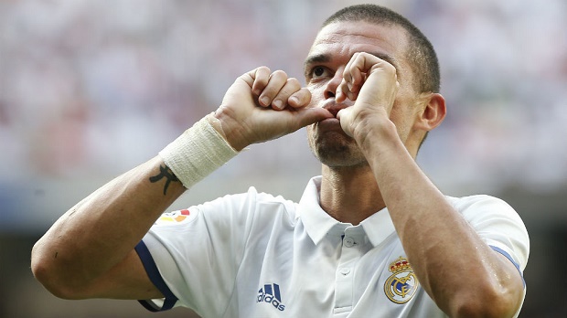  Pepe chưa đạt được thỏa thuận gia hạn với Real Madrid. Ảnh: Marca