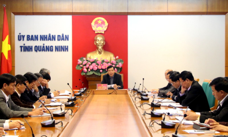 Đồng chí Nguyễn Đức Long, Chủ tịch UBND tỉnh chủ trì cuộc họp