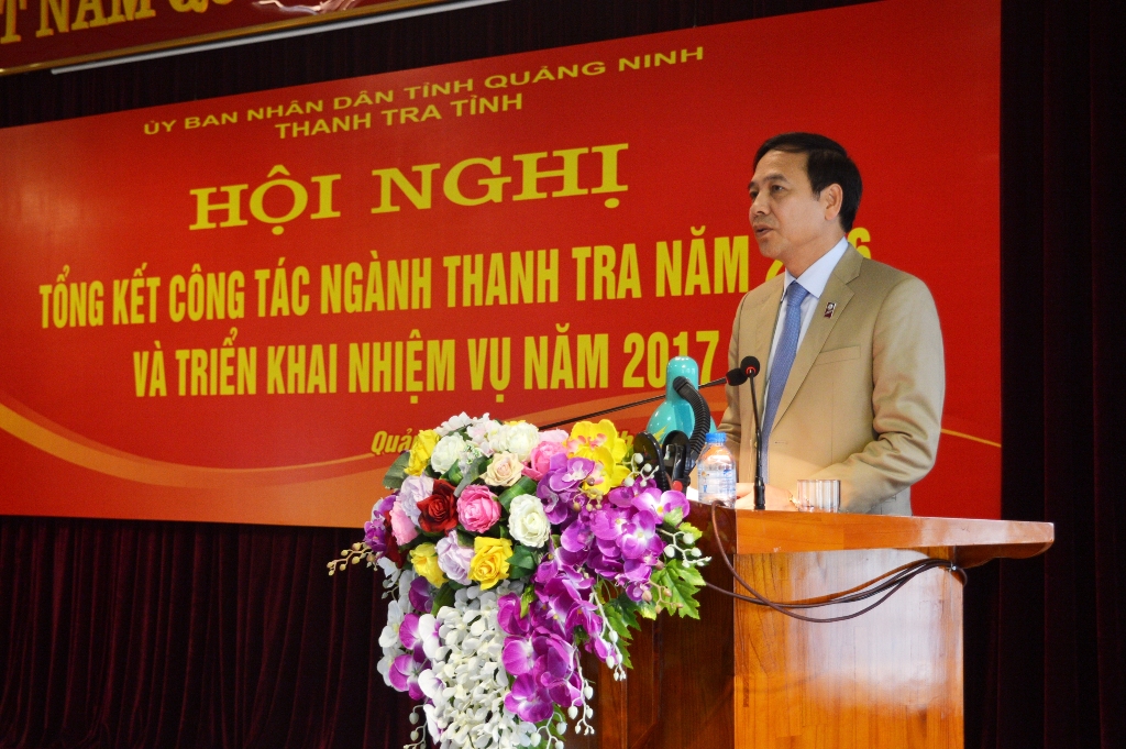 Đồng chí Đặng Huy Hậu, Phó Chủ tịch Thường trực UBND tỉnh phát biểu tại Hội nghị.