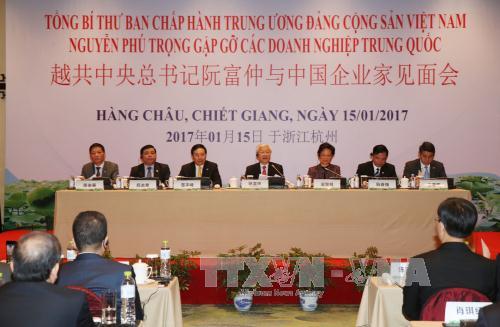 Tổng Bí thư Nguyễn Phú Trọng gặp gỡ và phát biểu với các doanh nghiệp Trung Quốc. (Ảnh: Trí Dũng/TTXVN)