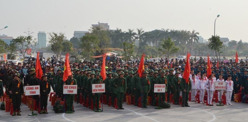 Quang cảnh lễ giao nhận quân.