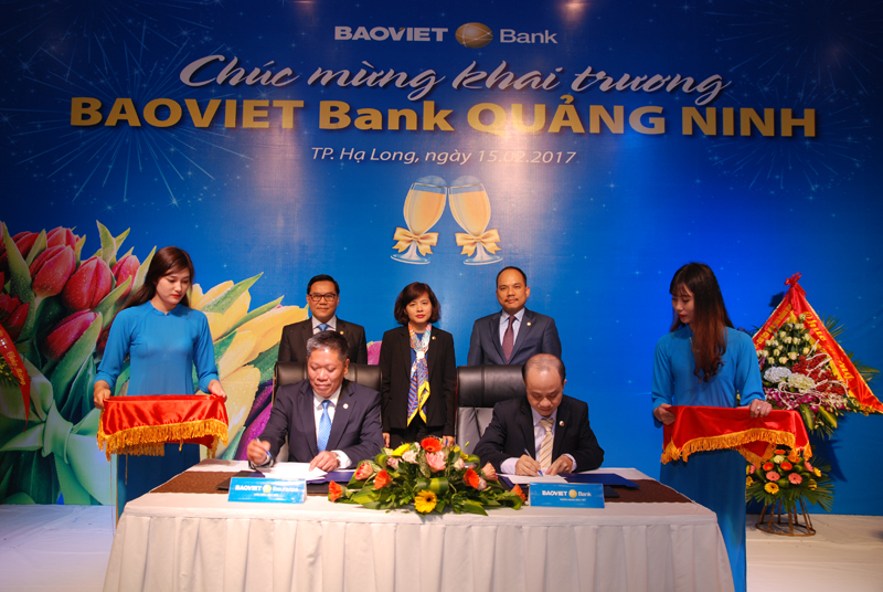 BAOVIET Bank Quảng Ninh và Công ty Bảo Việt Quảng Ninh ký kết hợp tác