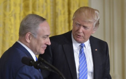 Tổng thống Donald Trump (phải) và Thủ tướng Netanyahu vẫn chưa đạt được tiếng nói chung về vấn đề hòa bình Trung Đông. Ảnh: Reuters