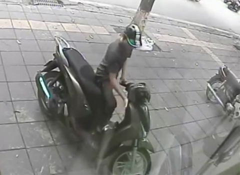 Một vụ bẻ khóa xe SH tại TP Hồ Chí Minh (ảnh minh họa)
