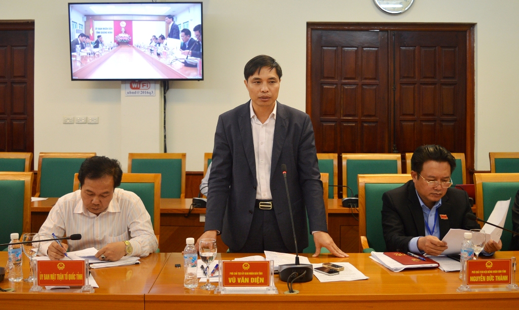 Đồng chí Vũ Văn Diện, Phó Chủ tịch UBND tỉnh đề xuất chỉnh sửa một số nội dung còn bất cập trong Luật Tố cáo.  