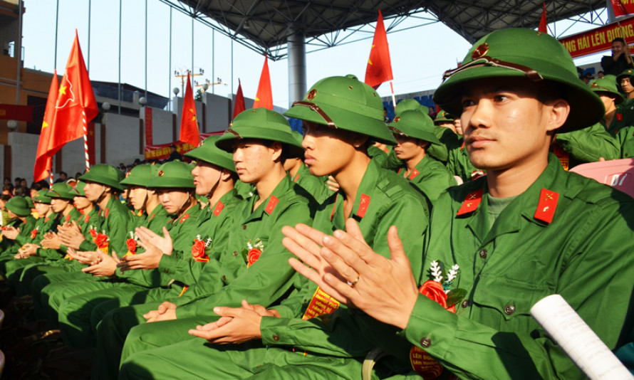 Giao nhận quân năm 2017