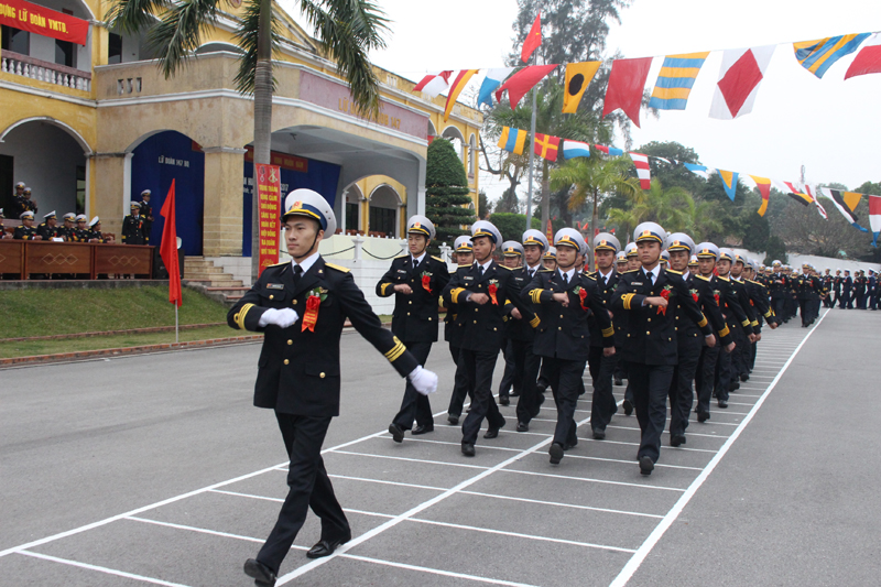 Diễu binh trong ra quân huấn luyện năm 2017 tại Lữ đoàn hải quân đánh bộ 147.