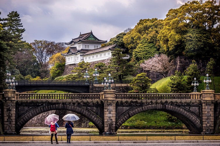  Nằm trong khu Chiyoda của thủ đô Tokyo, Hoàng cung Tokyo là nơi cư trú chính của Nhật hoàng cùng gia quyến trong suốt hai thế kỷ qua. Ảnh: Diandandunia.net. 