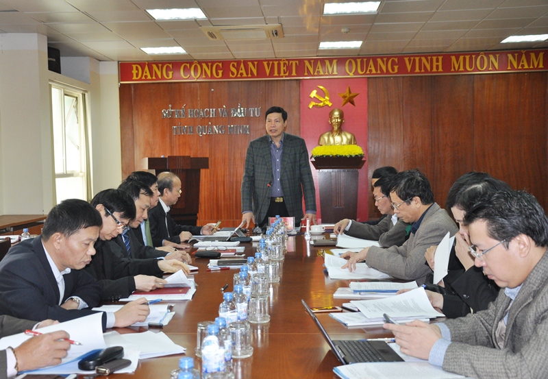 Đồng chí Nguyễn Đức Long, Chủ tịch UBND tỉnh phát biểu chỉ đạo tại buổi làm việc.
