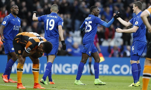 Leicester tiếp tục thăng hoa sau sự ra đi của Ranieri. Ảnh: Reuters.